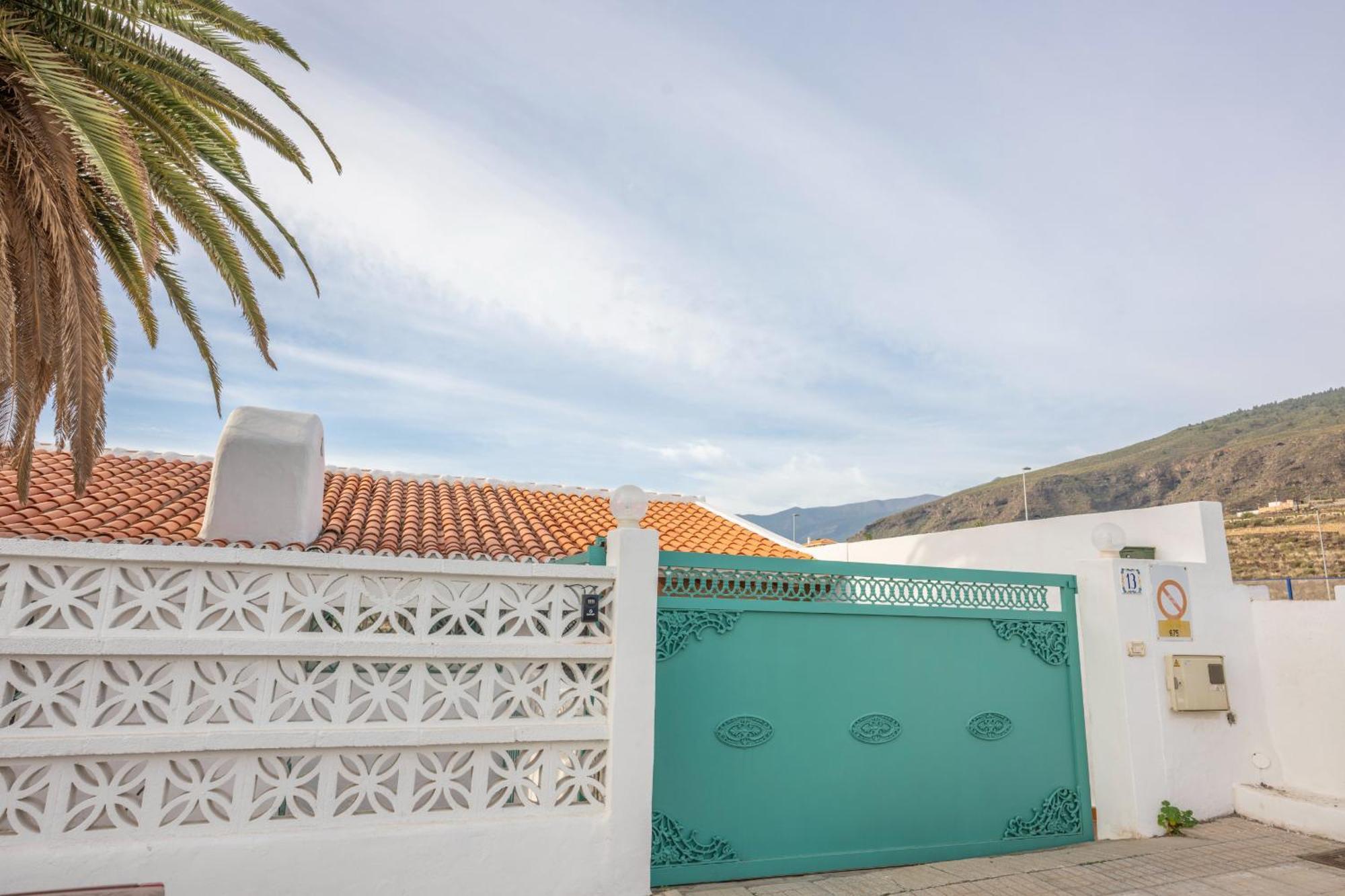 Calala House With Huge Terrace Villa Candelaria Bagian luar foto