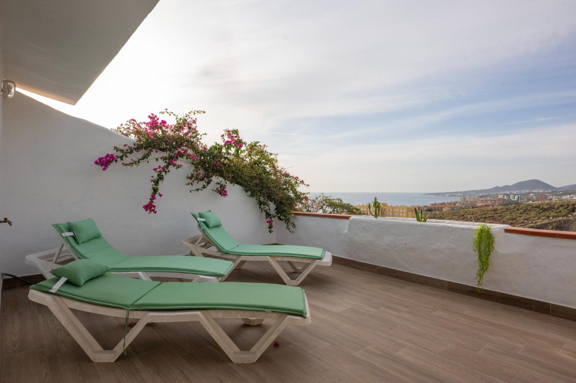 Calala House With Huge Terrace Villa Candelaria Bagian luar foto